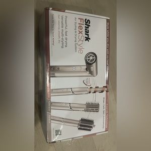 COPY - Brand new Shark flex styler